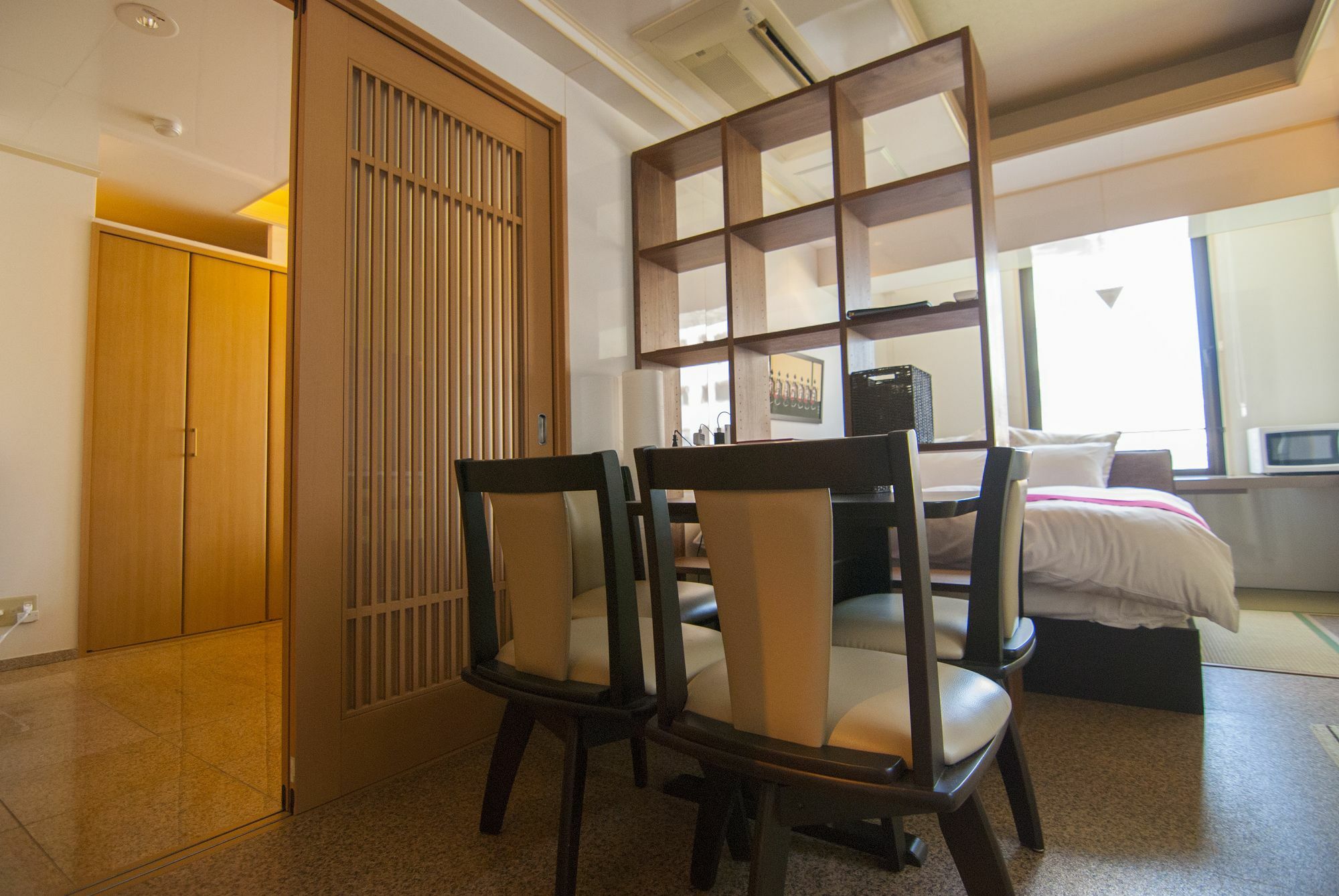 Kamogawa Riverside Guesthouse Kyoto Bagian luar foto